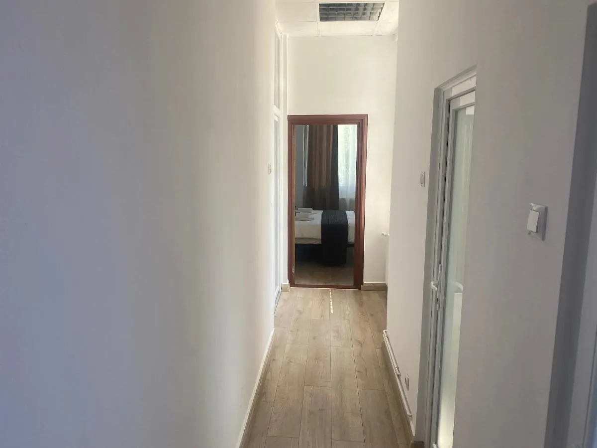 Appartamento Studio 27Mp - Dormitor Cu Baie Proprie - Balcon - Bucatarie Complet Utilata Mogosoaia